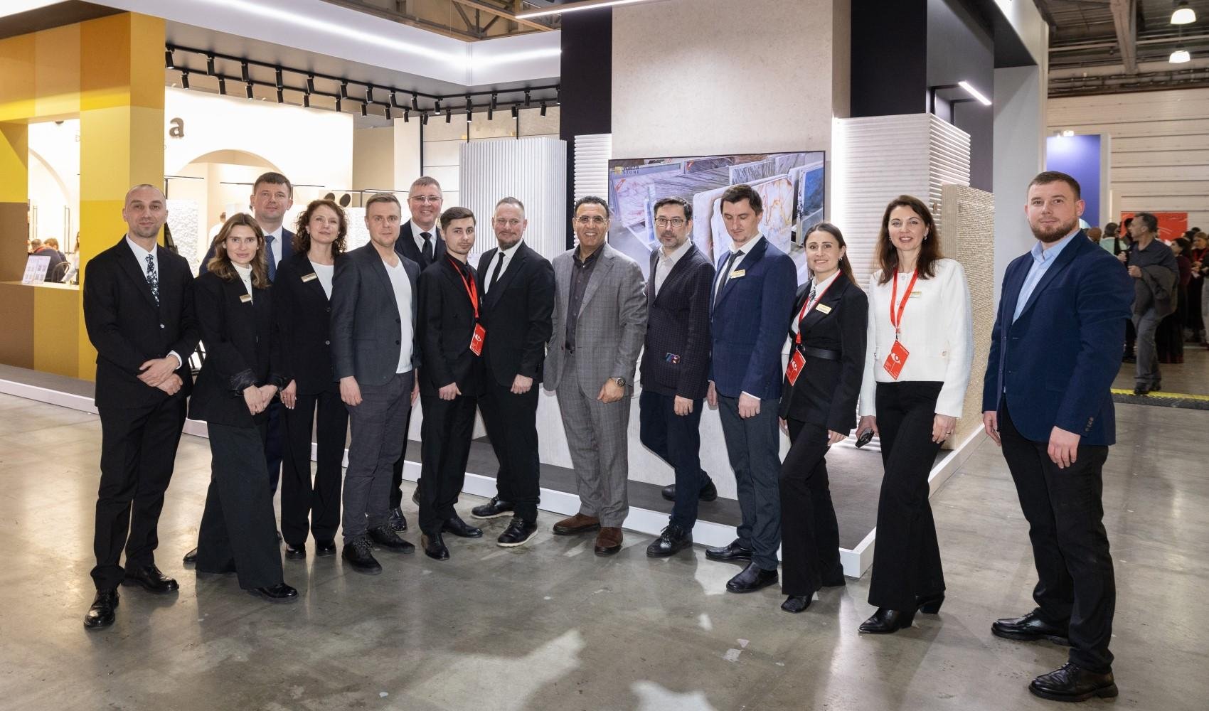 Наша команда на выставке АРТДОМ! Наша команда на выставке АРТДОМ!