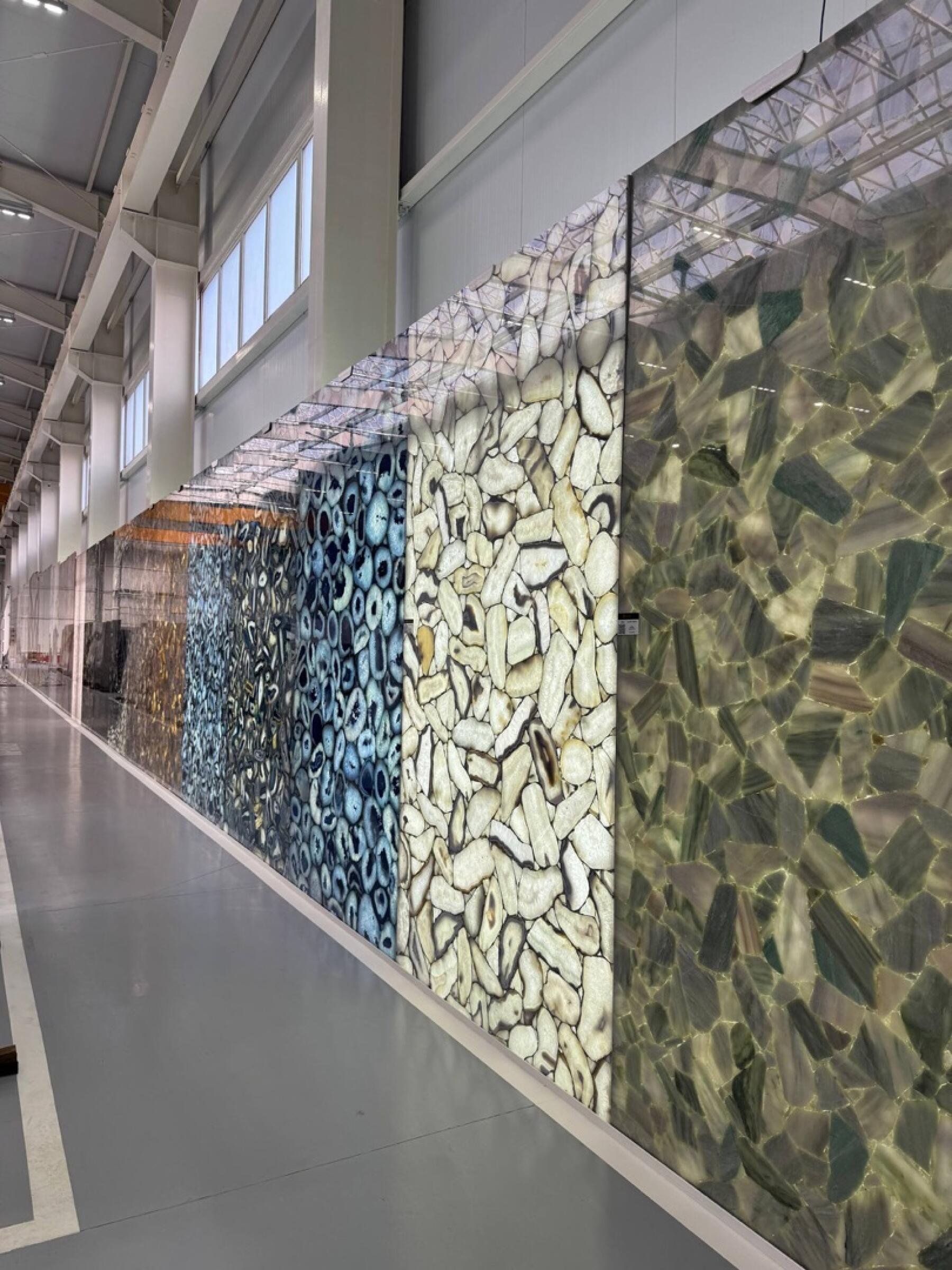 Камень с подсветкой в Краснодаре