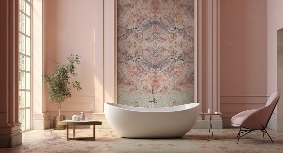 Панно из эффектного мрамора Royal Pink в интерьере класса люкс