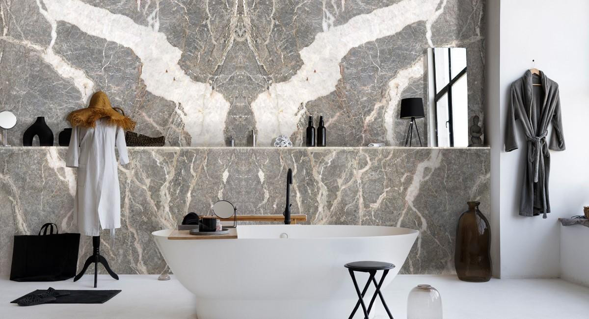 Мрамор Fior Di Pesco в интерьере ванной комнаты