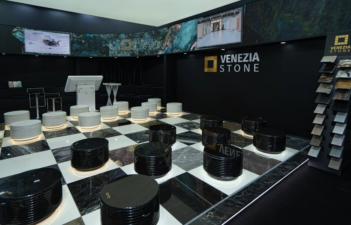 Venezia Stone на выставке АРТДОМ 2025 Venezia Stone на выставке АРТДОМ 2025