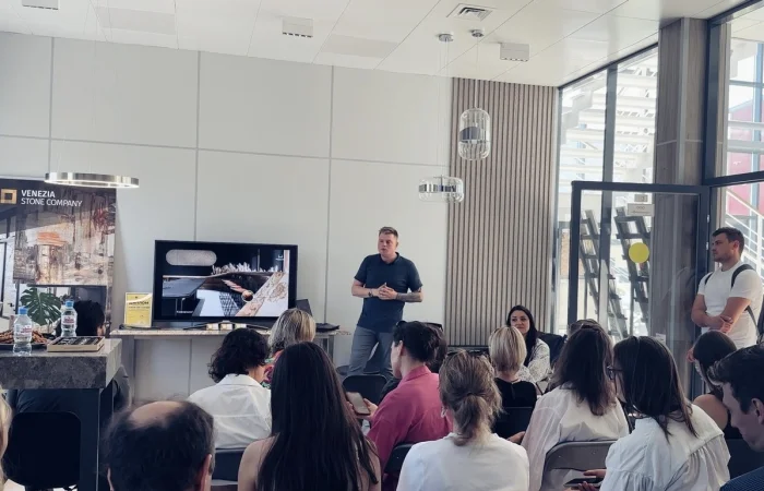 В Санкт-Петербурге состоялся семинар для дизайнеров В Санкт-Петербурге состоялся семинар для дизайнеров