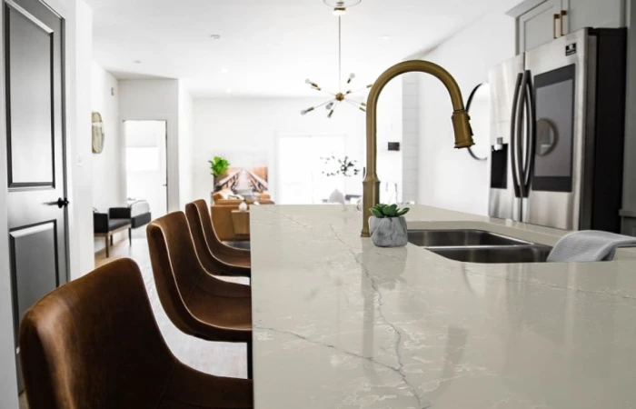 Кварцевая столешница или акриловая - что выбрать? Кварцевая столешница или акриловая - что выбрать?