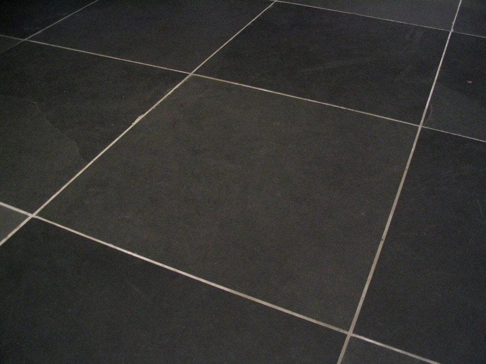 Выгодные цены на гранитную плитку Absolute Black Выгодные цены на гранитную плитку Absolute Black