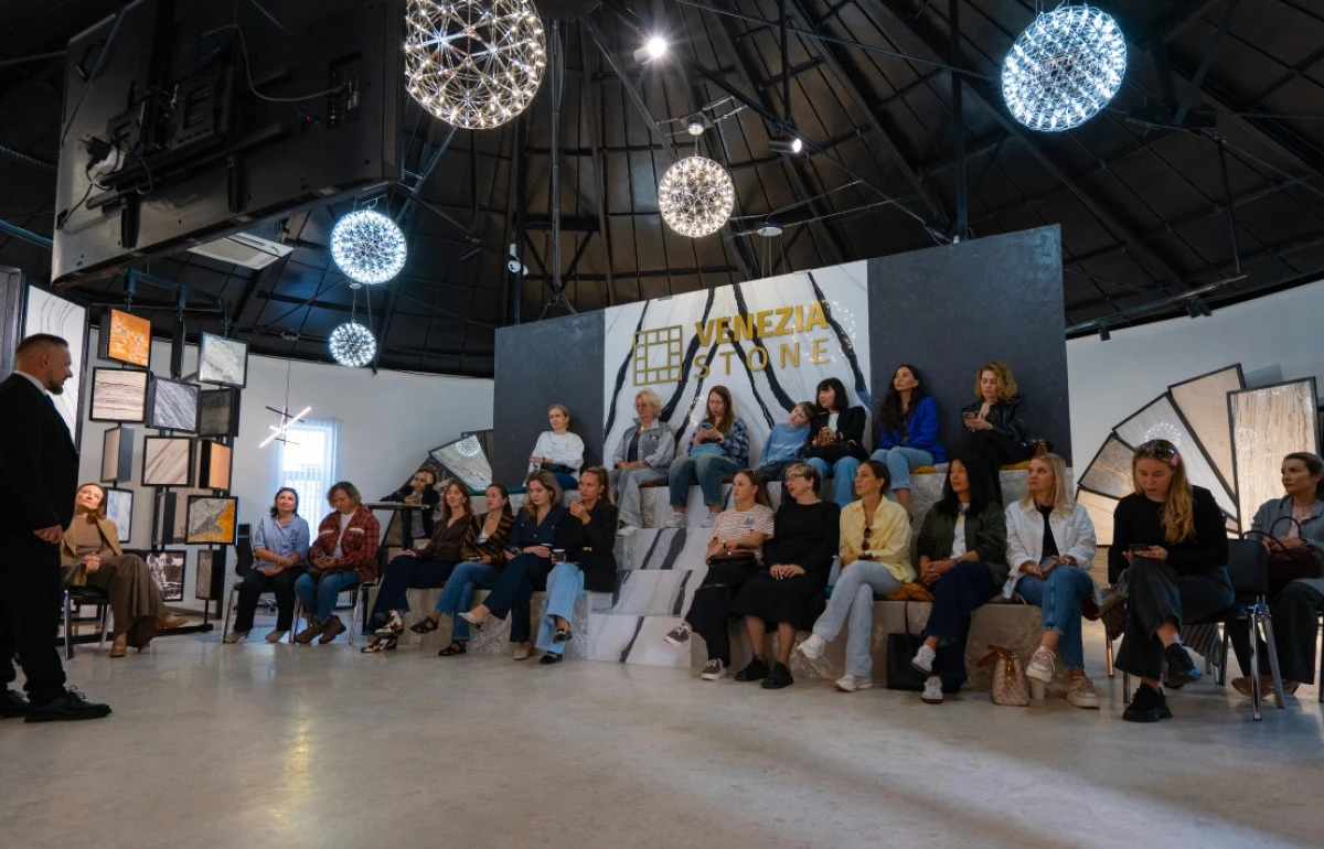 Venezia Stone объединила дизайнеров Казани