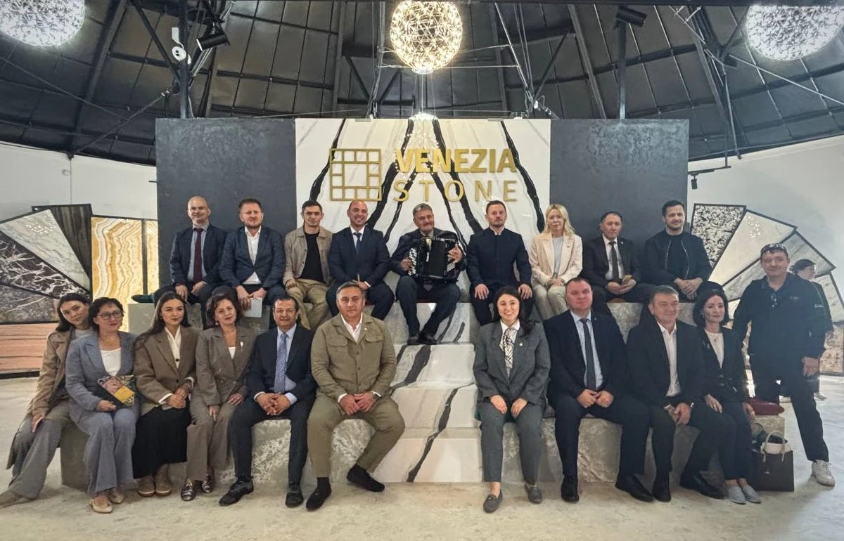 Инвестделегация Татарстана посетила Venezia Stone Инвестделегация Татарстана посетила Venezia Stone