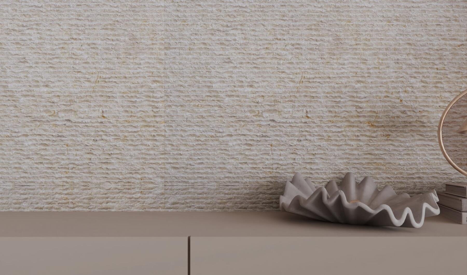 Мрамор Crema Beige в обработке Brushed