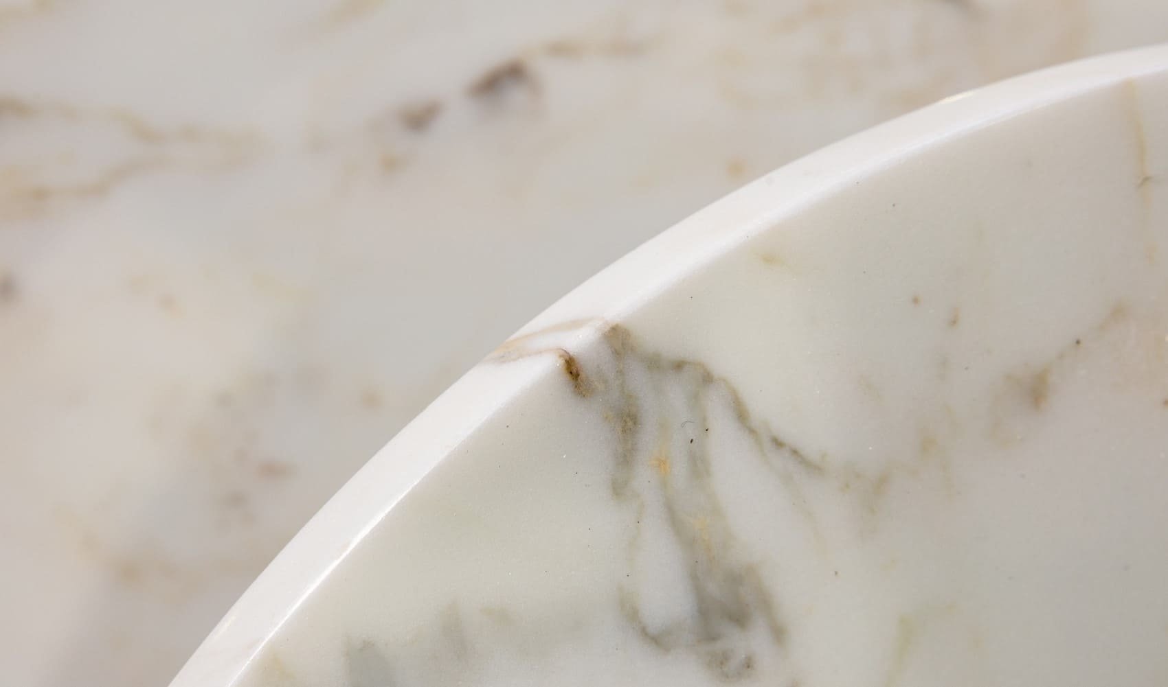 Столешница из мрамора Calacatta Borghini