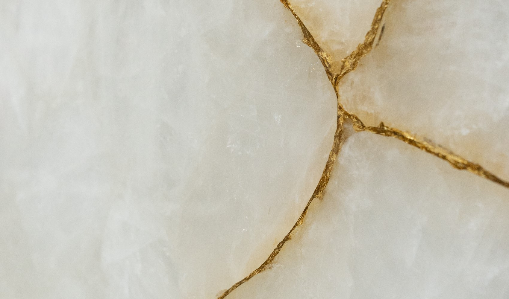 Текстура кварца Quartz Crystal Linear в полировке
