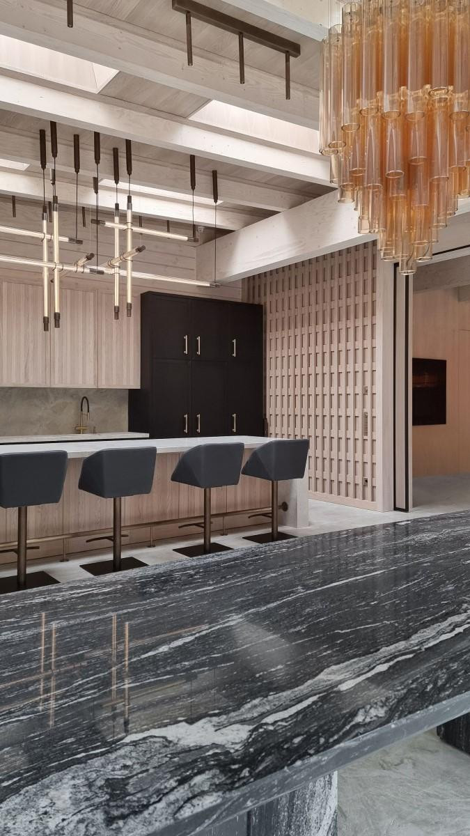 Практичный кварцит Taj Mahal в кухонной зоне Практичный кварцит Taj Mahal в кухонной зоне