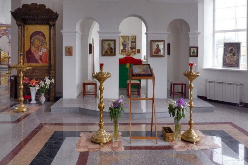 Храм Казанской иконы Божией Матери 